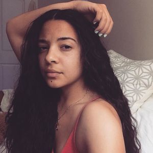 Meet your Posher, Marina